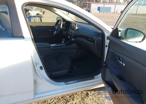 2020 Nissan Sentra Sv Xtronic Cvt z USA, uszkodzony, nr VIN 3N1AB8CV7LY238932